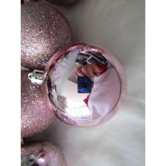 Assorted Light Pink Shatterproof Ornaments Glitter Glossy Scroll GUC Twelve - Picture 14 of 15